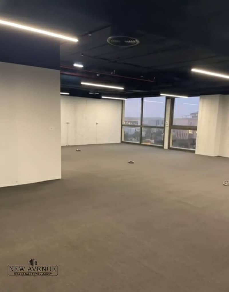 4 75e2e573-bbbf-4af7-971e-ccccacb7f633. jpeg