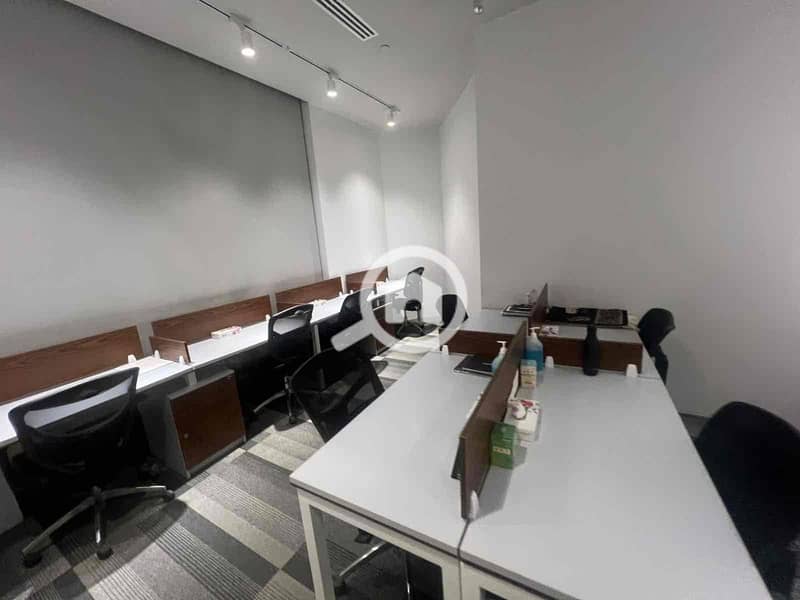 4 f5fca03a-4c1d-4870-8aef-6437bb3ec054. jpg