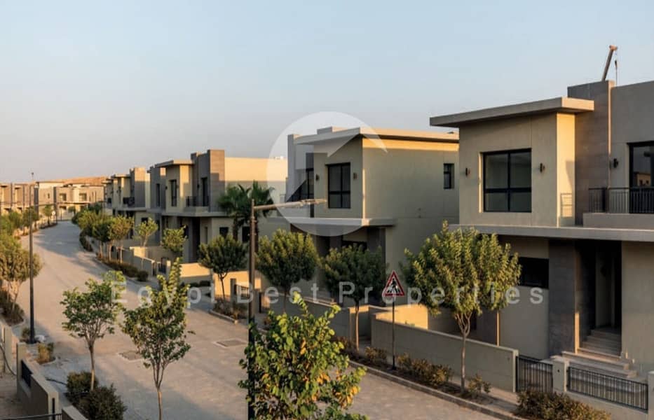 10 WhatsApp Image 2025-11-03 at 12.49. 23_574ca89f. jpg