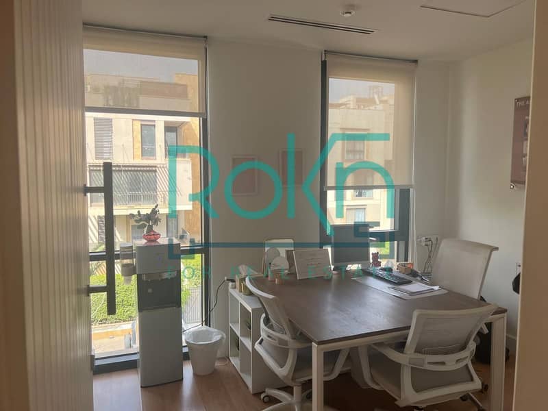 3 0b94a30e-3055-4343-b8ce-400ca9607dd1. jpg