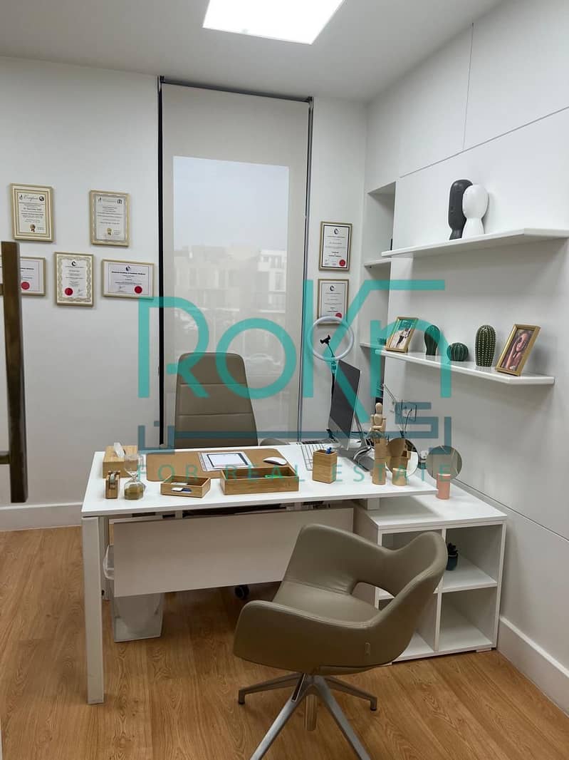 7 45ef87cd-d41c-4b9c-88d5-82a2541fcf14. jpg