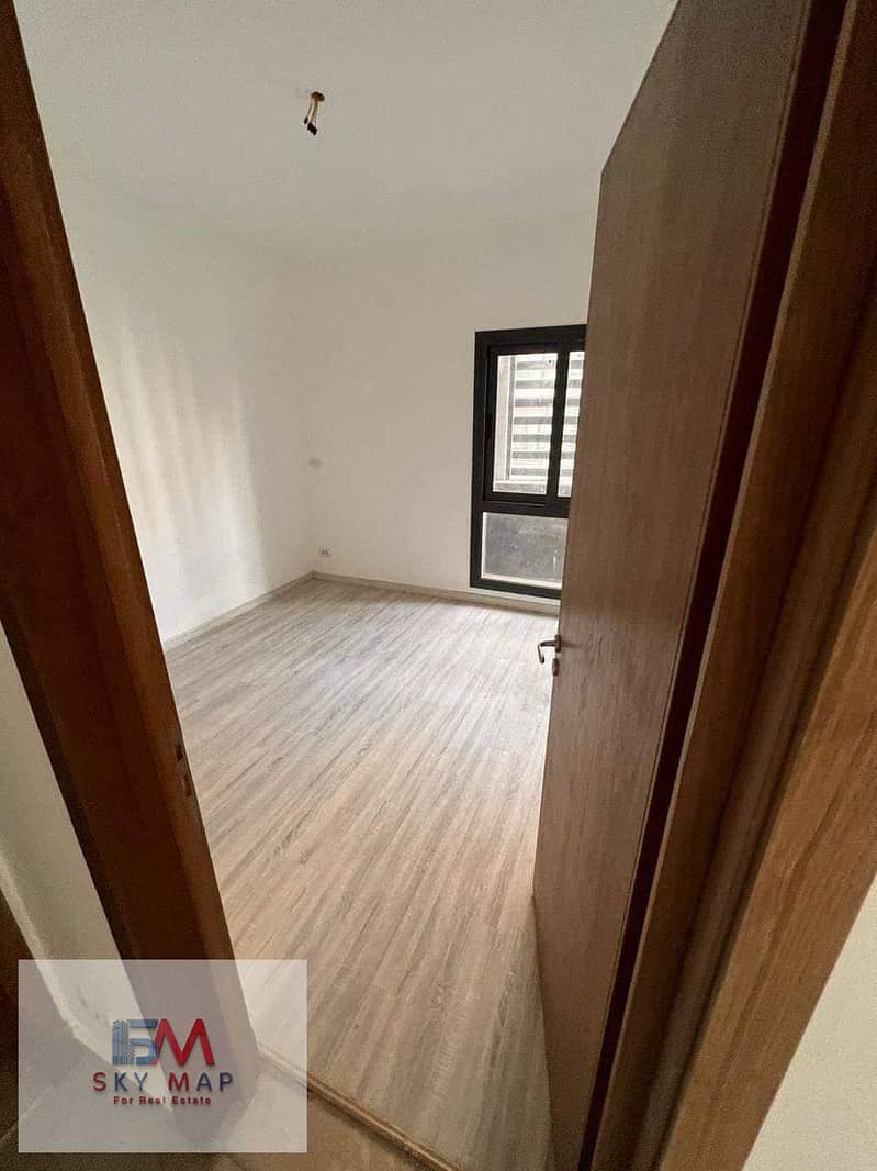 9 449254098_1638913443609741_1517295455709841914_n. jpg