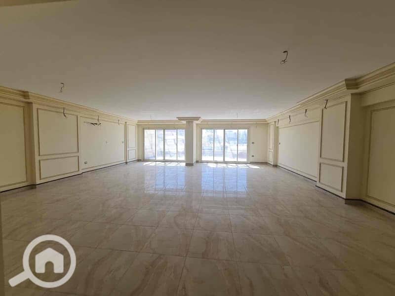 IMG_7683. jpg IMG_7683. jpg