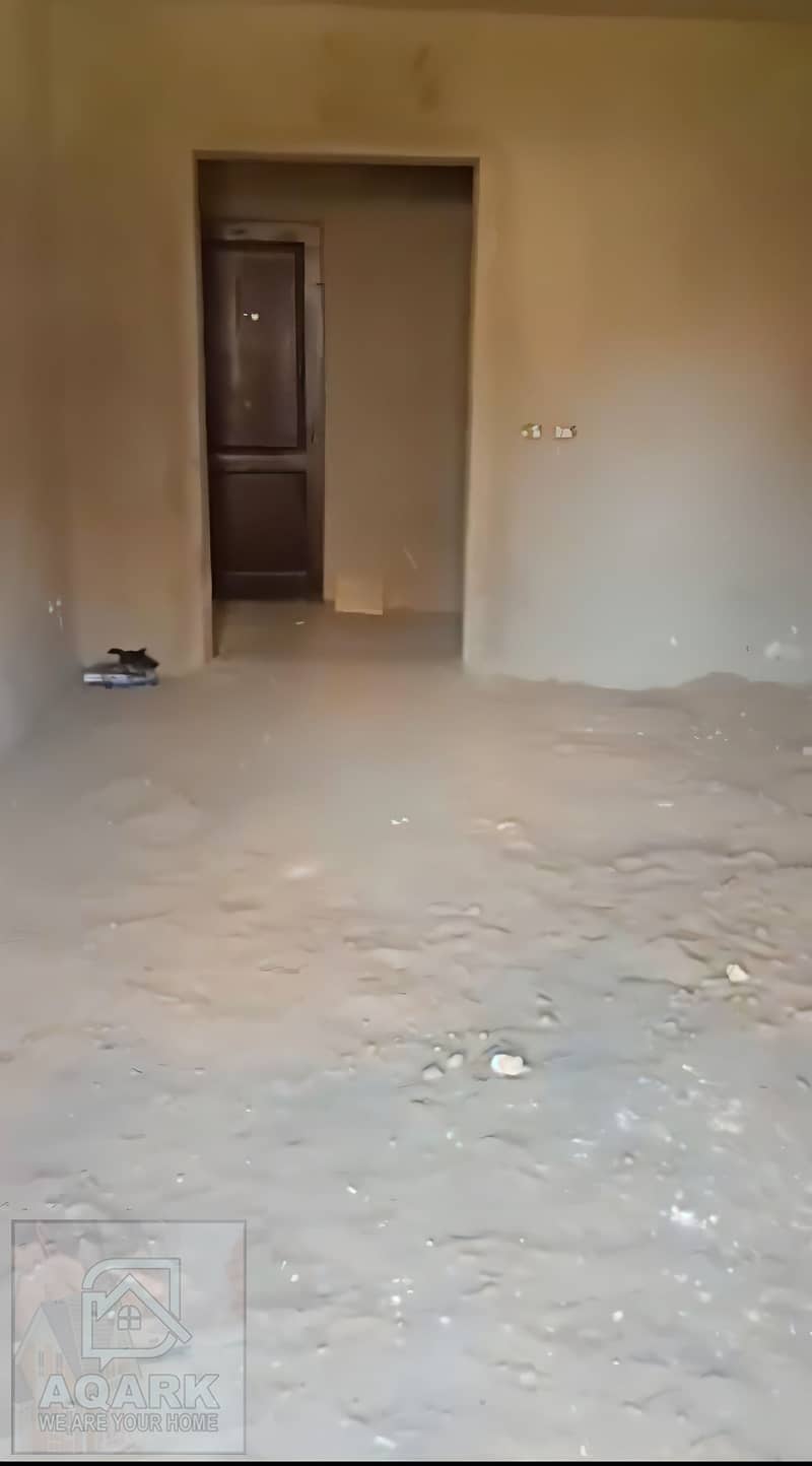 9 1844dff7-5656-4155-afae-5aa748be52a5. png