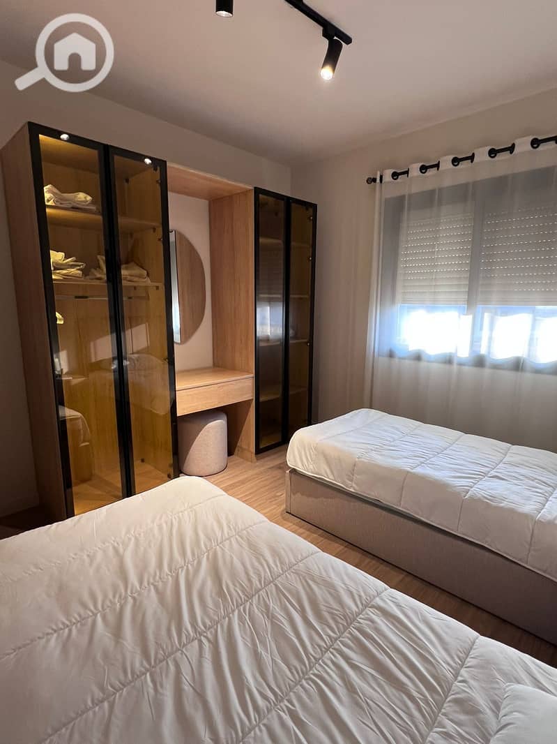 9 6147918e-43be-4994-a4aa-28eeae187957. jpg