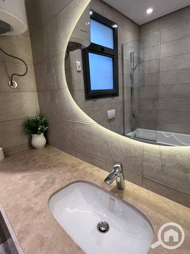 10 b1e74d02-1057-47ae-9d3a-ed6bf0dca30a. jpg