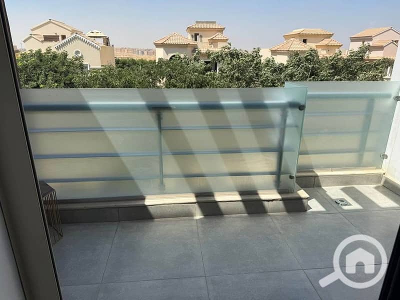 9 577353895_1715979152409515_6815242933136718190_n. jpg