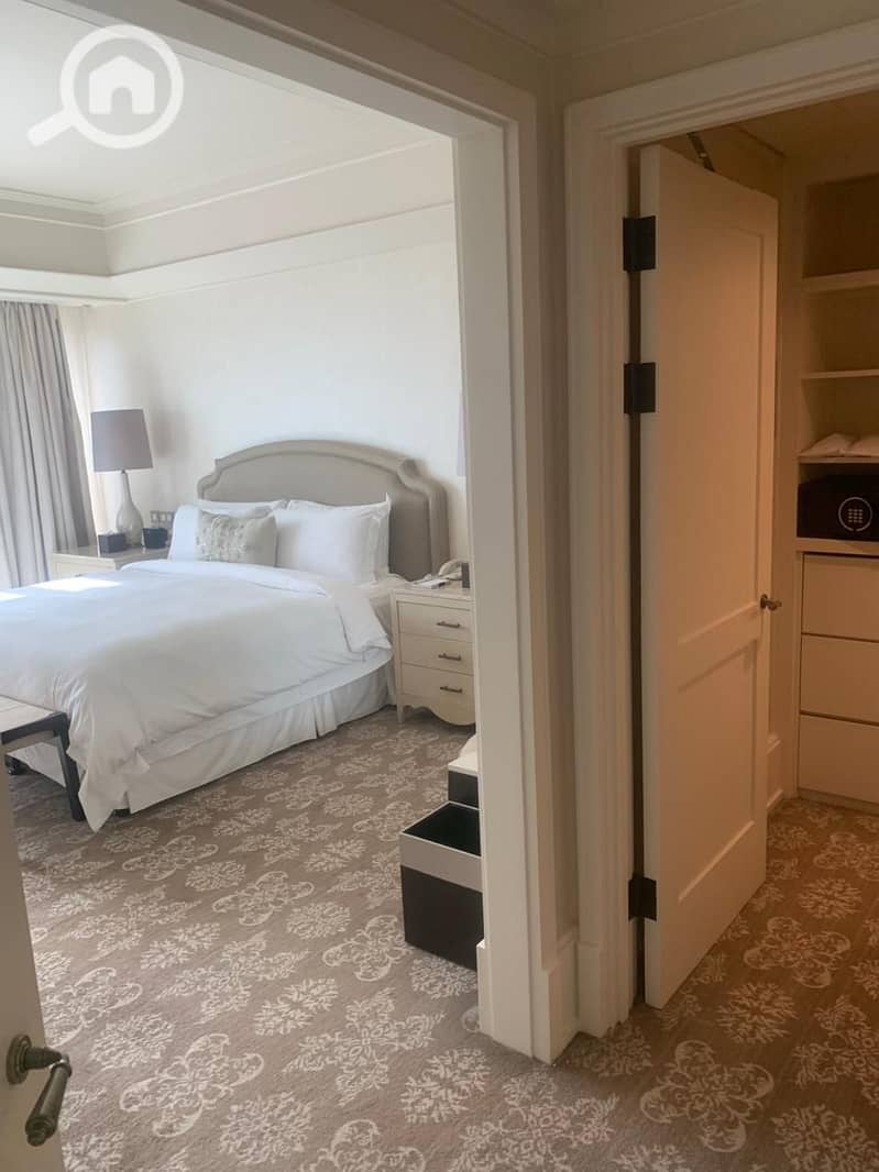 13 edc07419-5229-481b-984d-f1826a7d580d. jpg