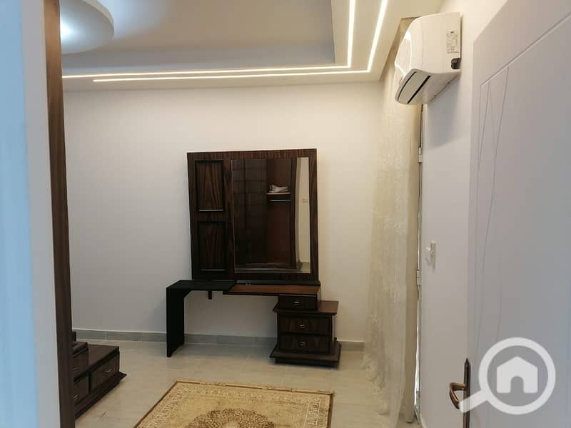 8 b0619a4d-6d23-47da-b225-511b178ed96a. jpeg