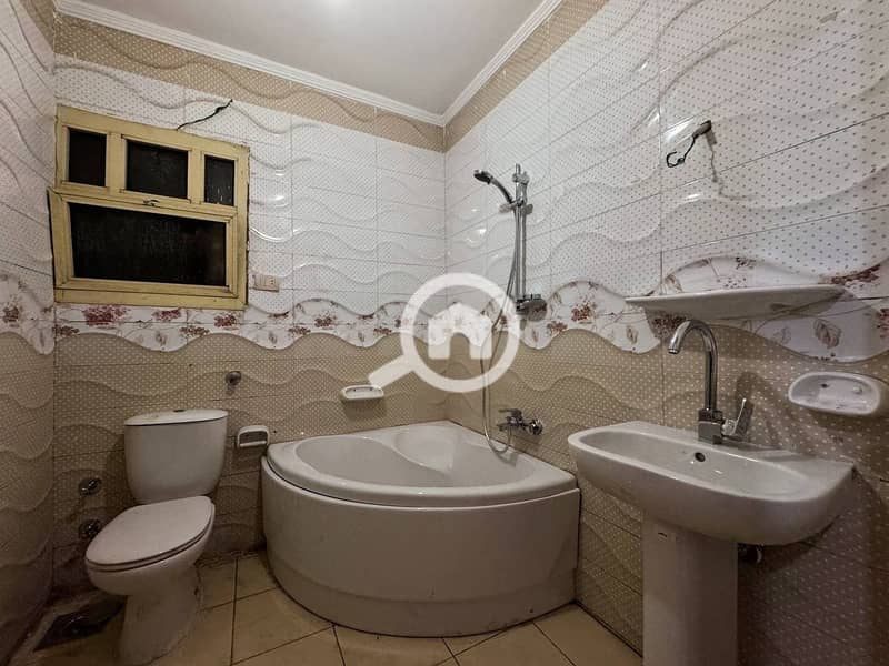 12 fbc95151-0b79-4166-8b7a-4c8fa855ec86. jpeg