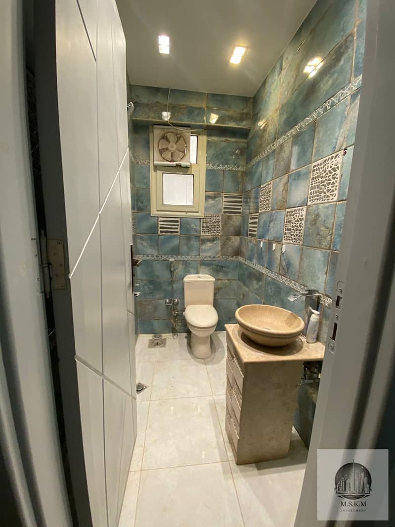 2 WhatsApp Image 2025-11-19 at 4.12. 58 PM (2). jpeg