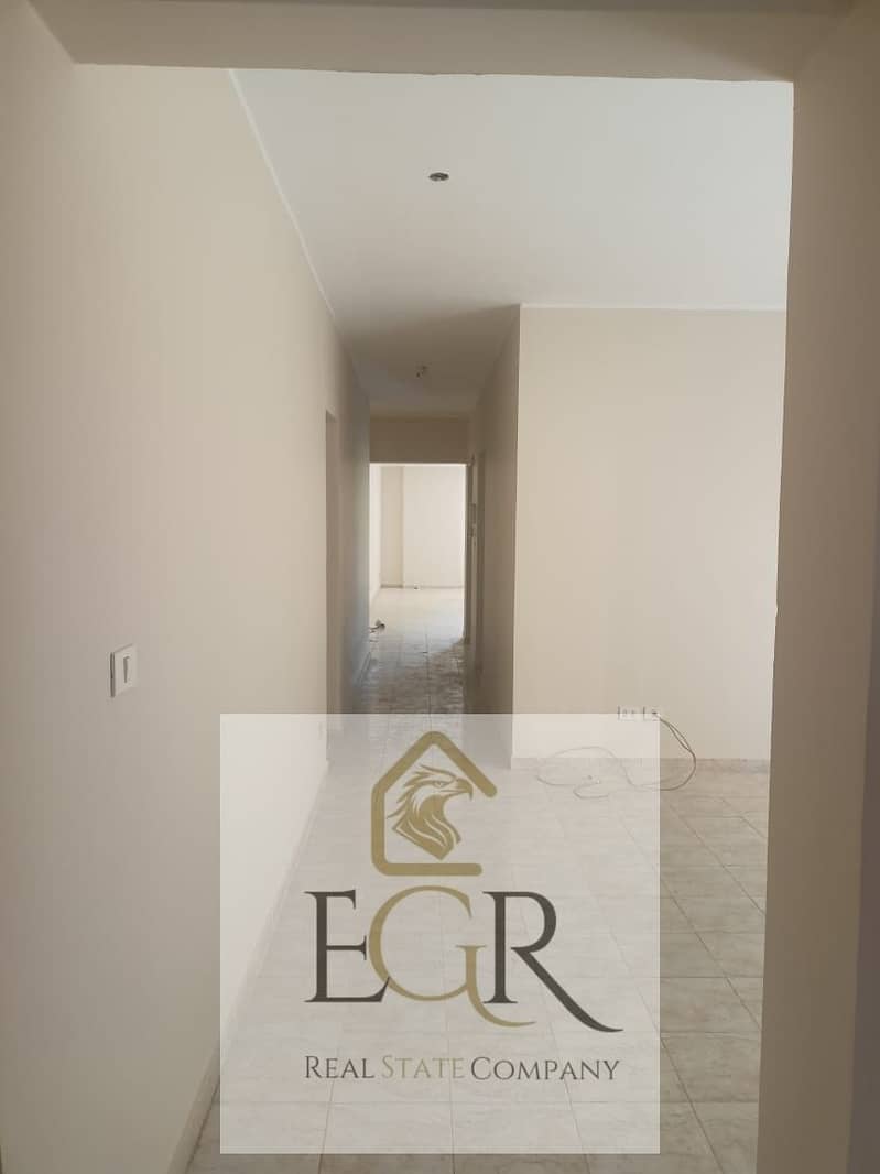 5 5e71677b-86ac-4d10-8f62-8e4c4f59943a. jpeg