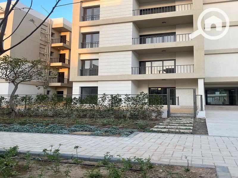 12 d8302e01-1232-434f-b10c-8205f55c1648_800x600. jpg