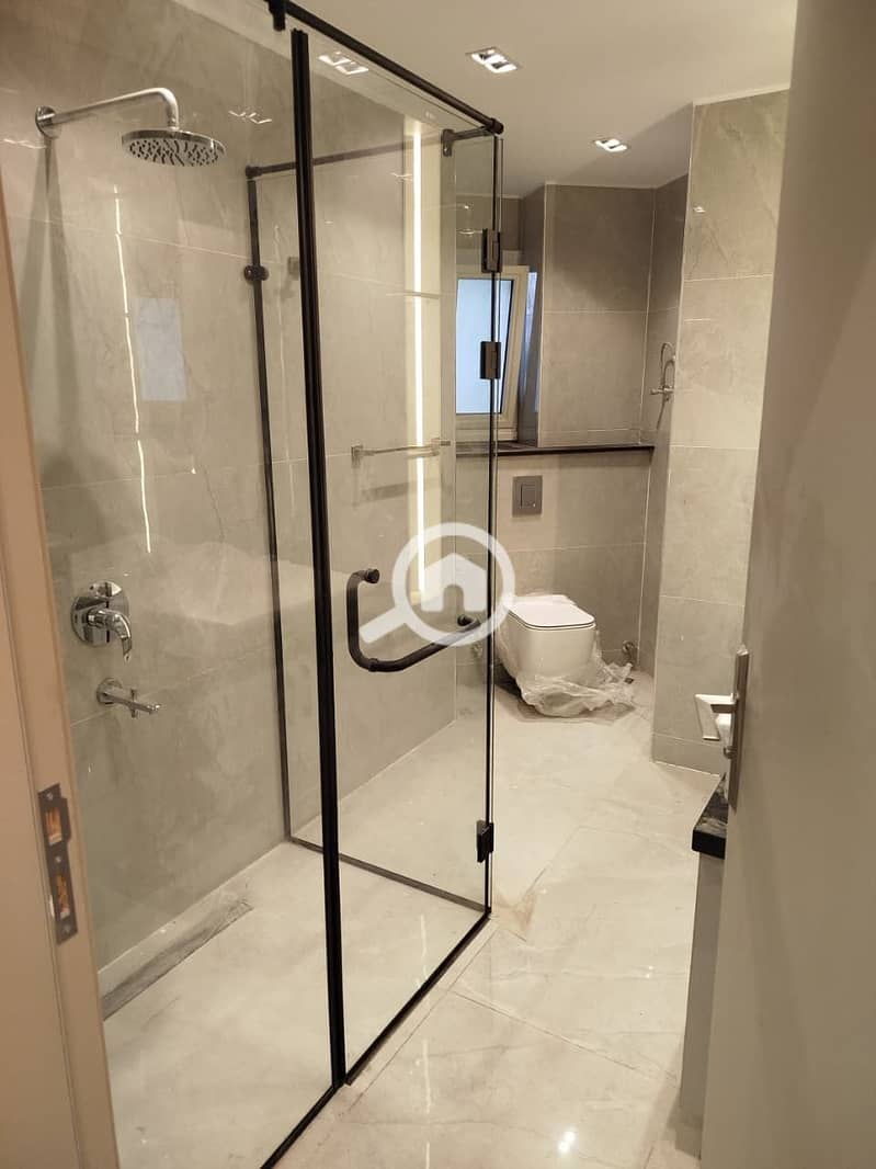 6 2feeb8f7-7017-47cc-98a7-0931ca5ec424. jpg