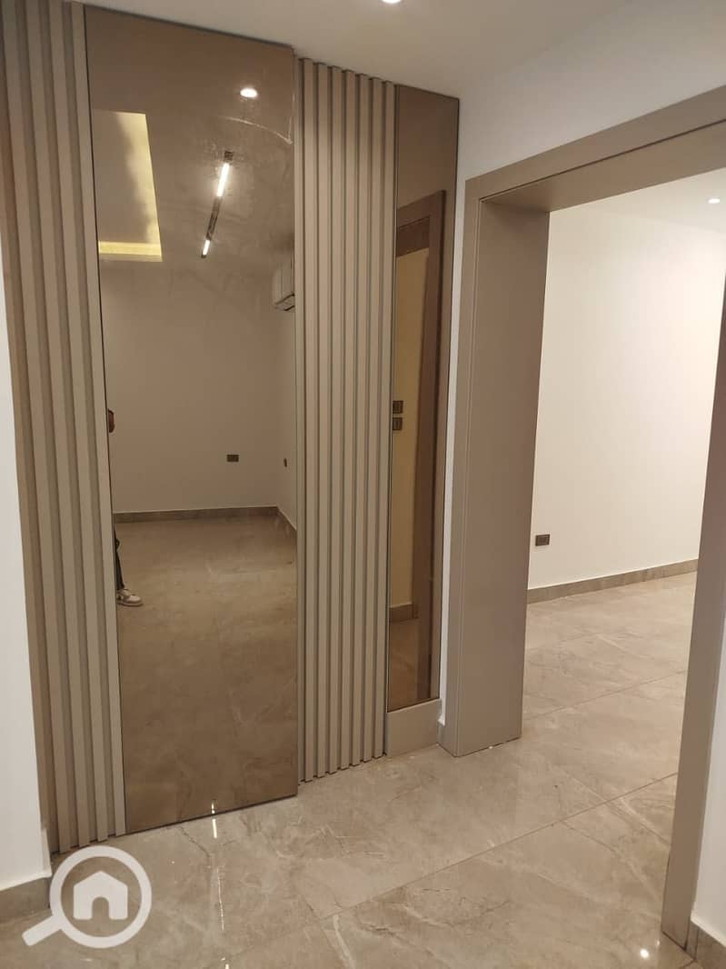 9 cd4ac10d-959d-4ce4-99aa-a8b19302da8d. jpg