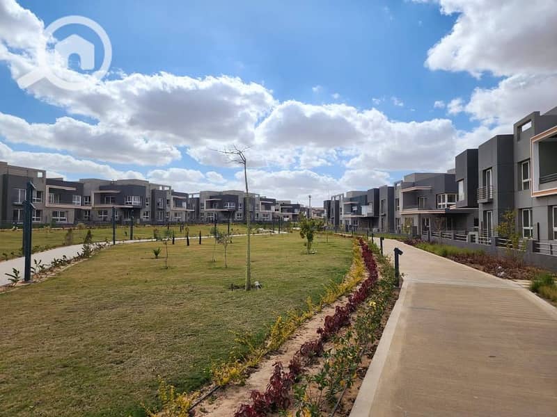 8 540503663_2252981565122870_2752039772805292562_n. jpg