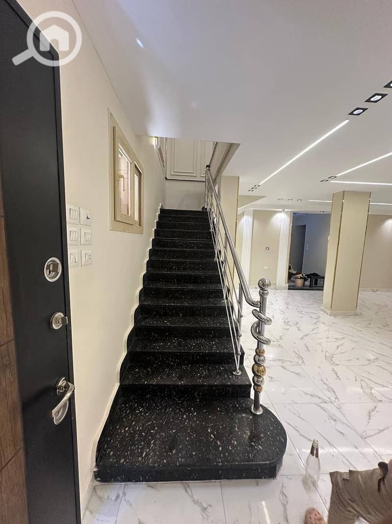 7 584260028_2352576428496008_7197291485552185694_n. jpg