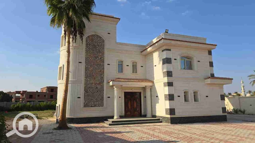 1000177842. jpg 1000177842. jpg