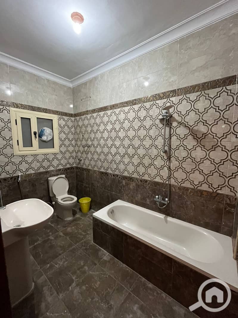 2 WhatsApp Image 2025-11-19 at 4.37. 45 PM. jpeg