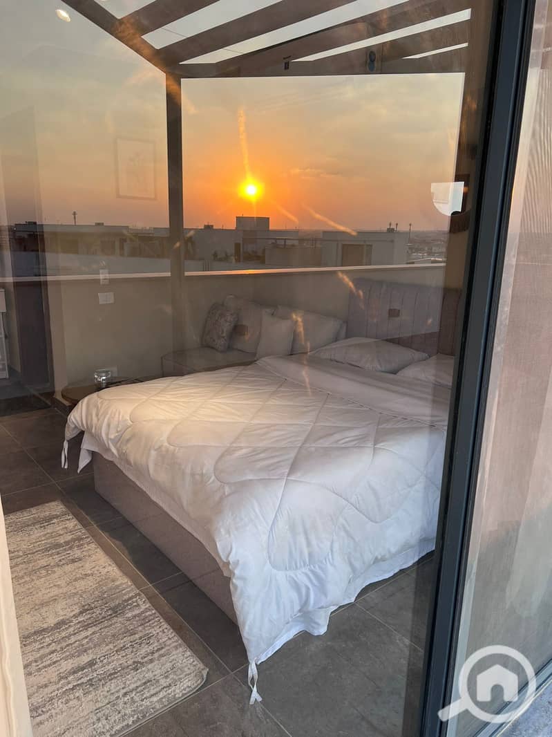 6 1ab35475-7b14-4fc6-8dea-65a0b5e6e62b. jpg