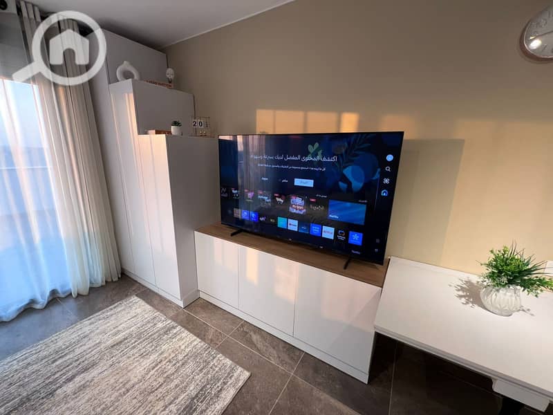 10 ecc4541b-b0d3-43f0-b689-11147024df0e. jpg