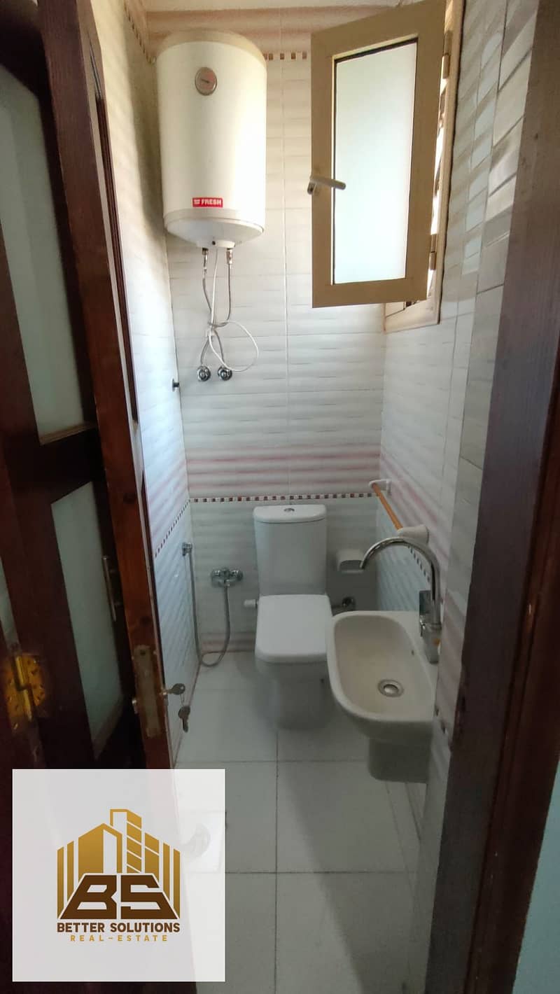 6 a2ee50ec-63d0-44c5-837d-adae7c01bd5b. jpg