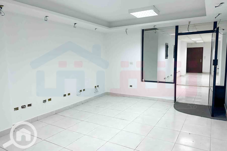 11 WhatsApp Image 2025-11-13 at 4.03. 16 PM (1). jpg