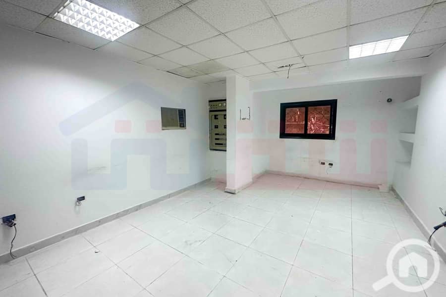 12 WhatsApp Image 2025-11-13 at 4.03. 16 PM. jpg