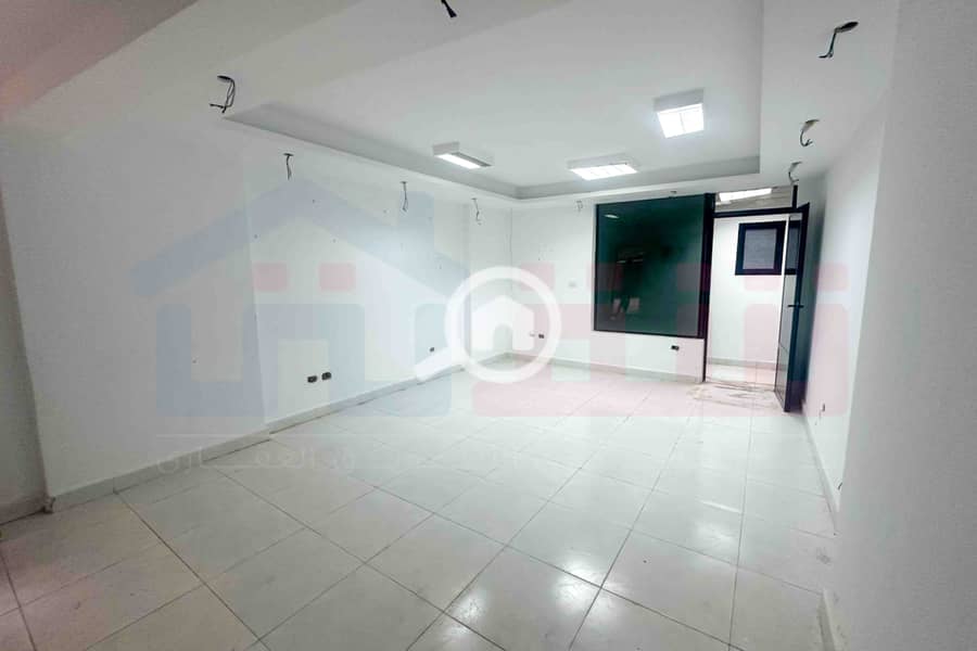 13 WhatsApp Image 2025-11-13 at 4.03. 17 PM (1). jpg