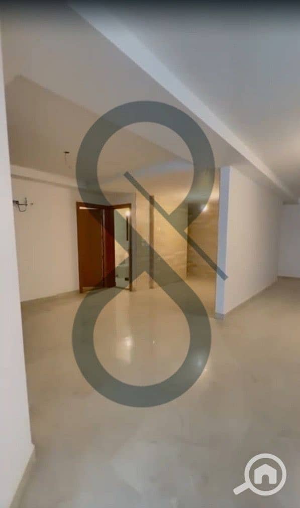 6 PHOTO-2025-11-19-16-18-34 11. jpeg