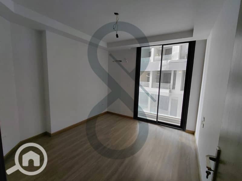 8 PHOTO-2025-11-19-16-18-34 6. jpeg