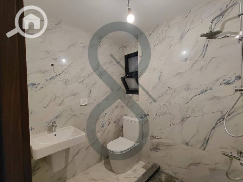 15 PHOTO-2025-11-19-16-18-34 5. jpeg