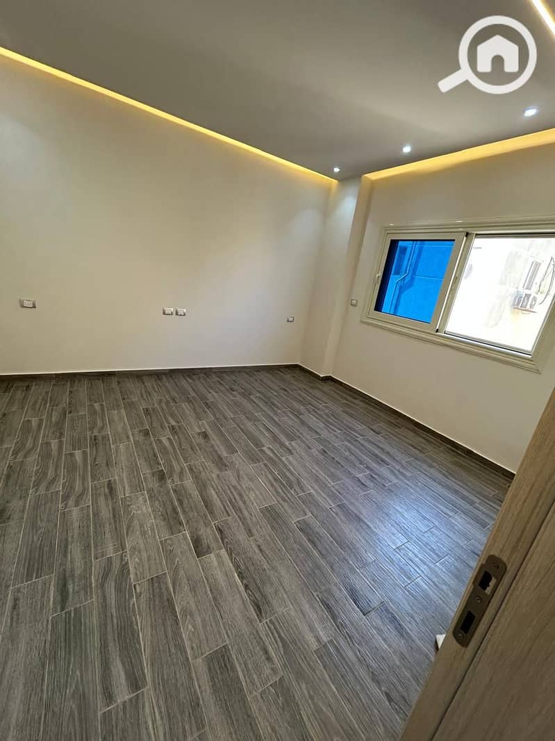 2 WhatsApp Image 2025-11-19 at 15.22. 50 (2). jpeg