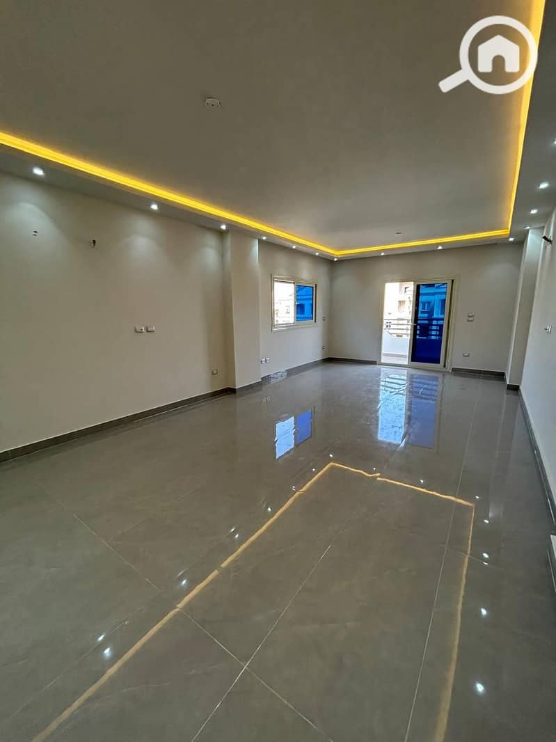 18 WhatsApp Image 2025-11-19 at 15.22. 47. jpeg