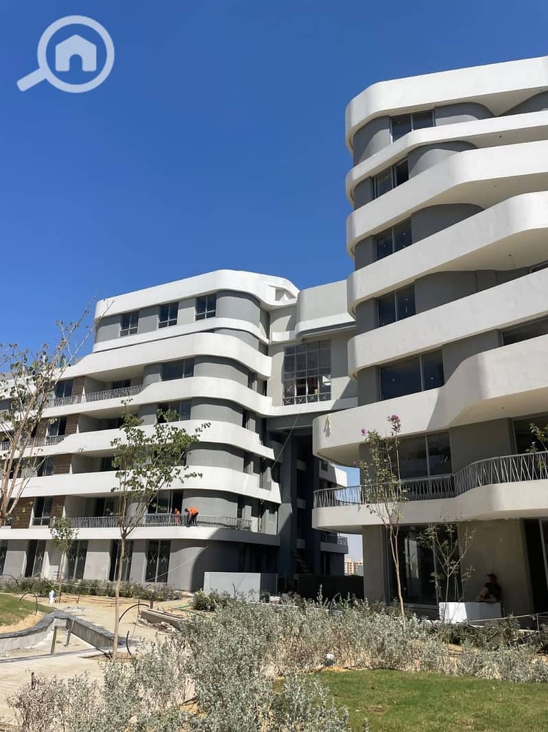 4 47c8cca3-4c4e-4608-98bd-9f7eb42782cd. jpg