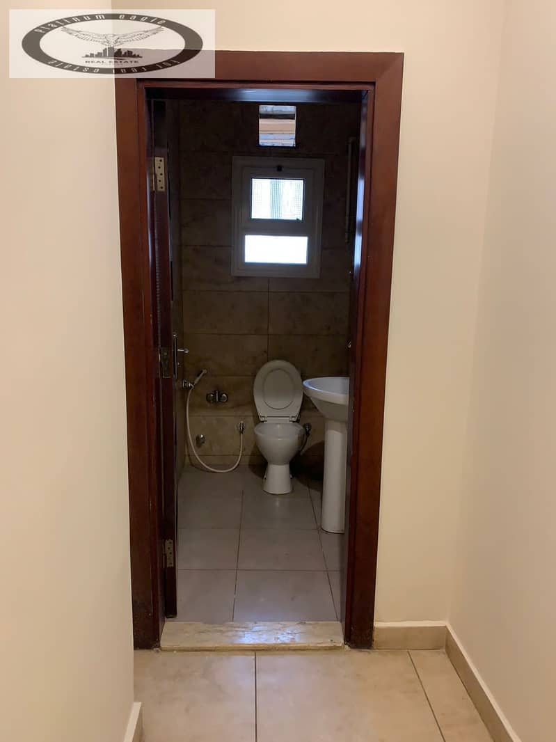 13 6950249d-962a-45d3-ae0b-79507a4cfcd2. jpg