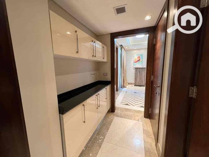 10 895a302e-0d8d-4074-8096-d410cd539a5b. jpg