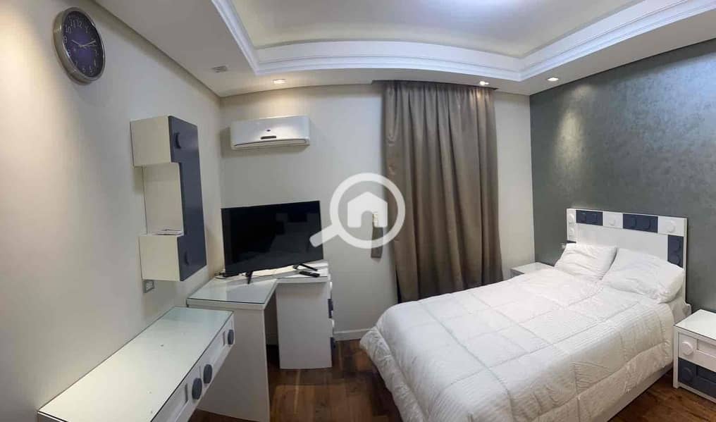 16 3eb3e863-893f-4f45-b336-1d951bc82ded. jpg