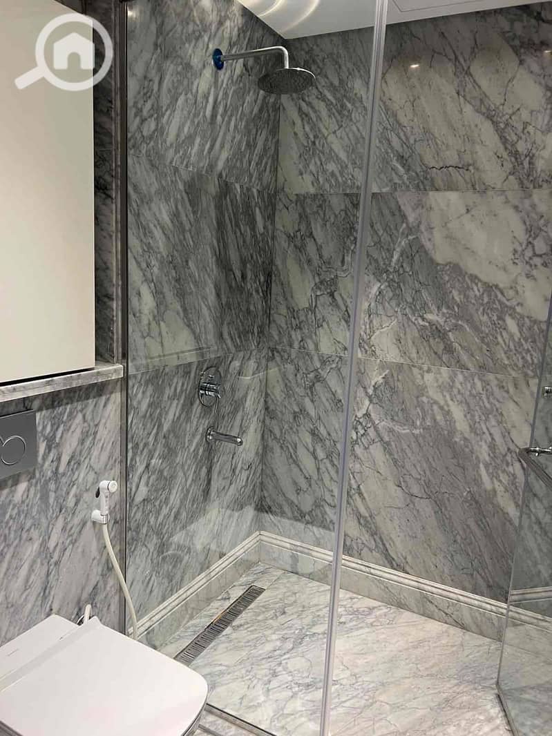 30 3e0cca7f-4547-426d-87f3-f7b0f3ccc91c. jpg