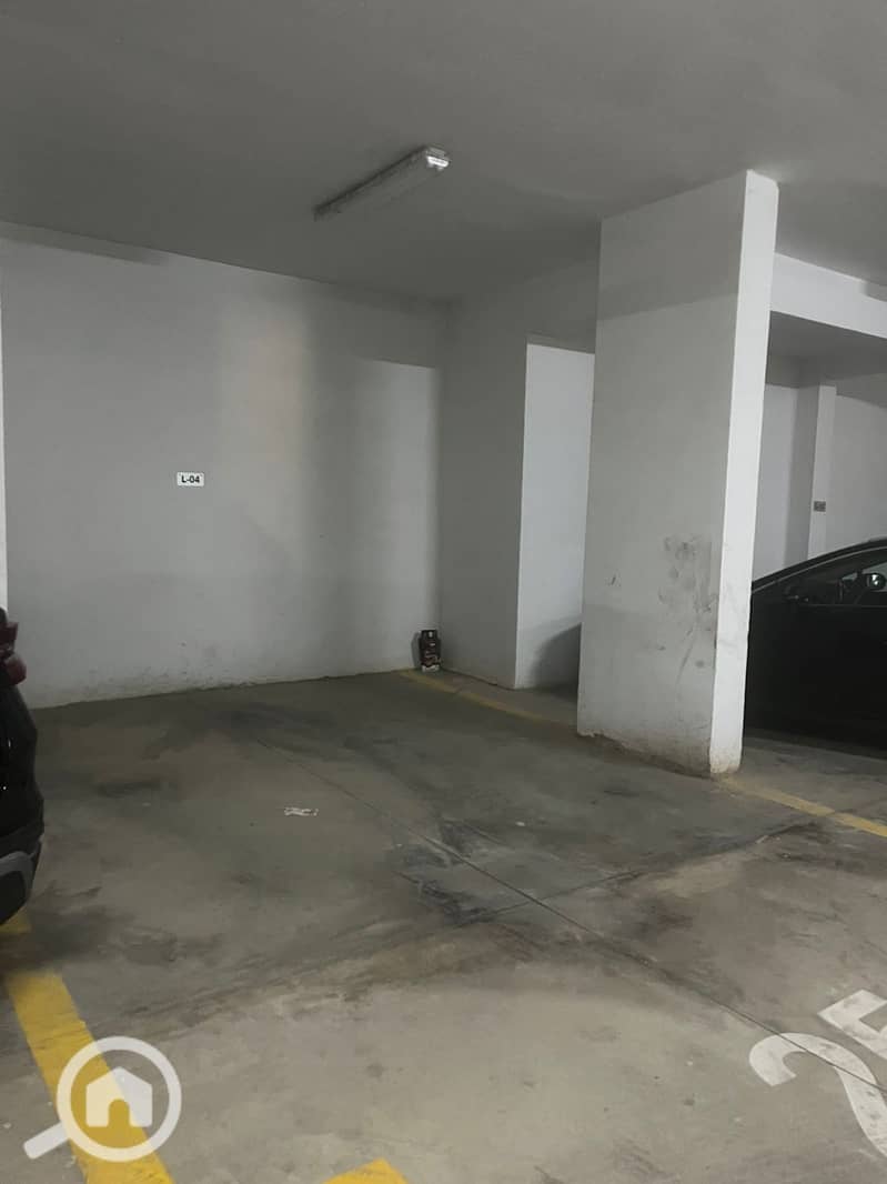 3 3a3058d9-c3ef-461f-bfeb-dfadd8e80ffd. jpg