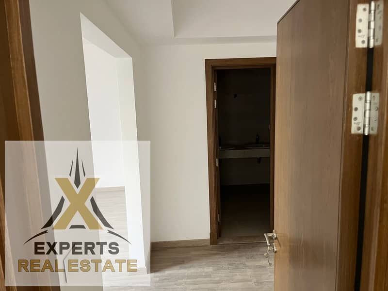 9 WhatsApp Image 2025-11-19 at 4.37. 55 PM. jpeg