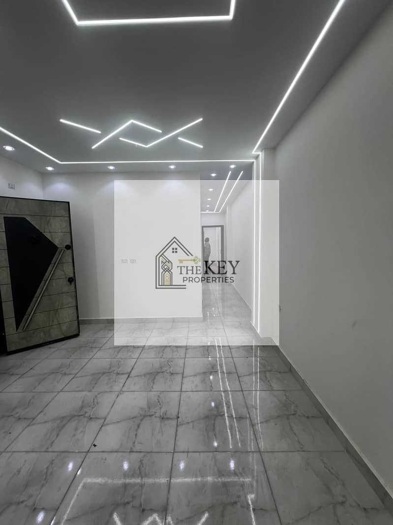 2 e4d593dd-7a33-4321-ba19-cc5b68ae033c. jpg