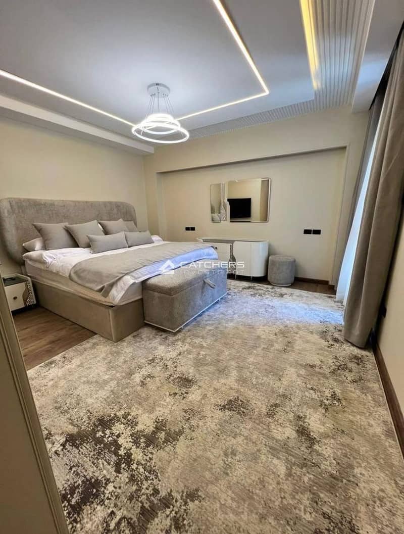 9 6056775c-c042-4aad-ad92-bcfe41340993. jpeg