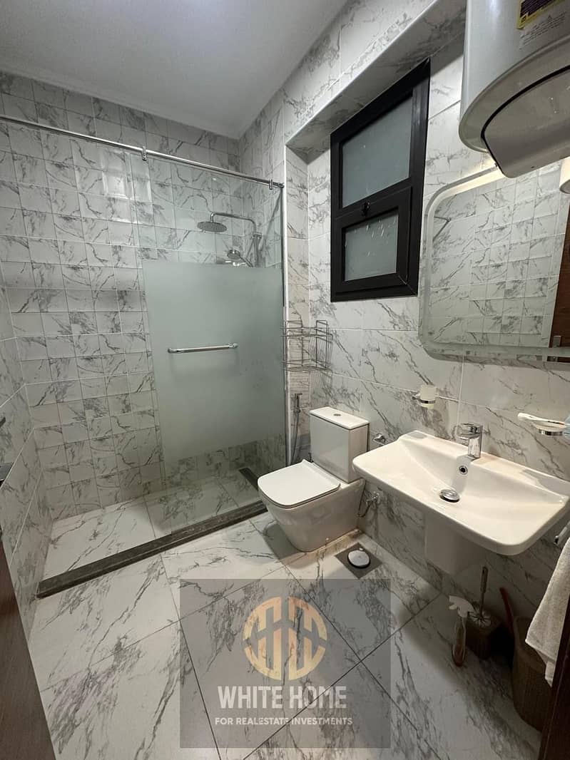 7 e0828c0f-6609-446f-8484-cc0358649eb5. jpeg