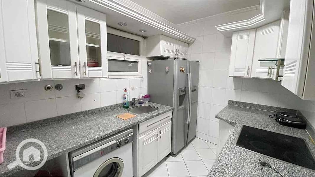 12 cdd95b33-758e-4bd5-bbba-bfe242c977dd. jpg