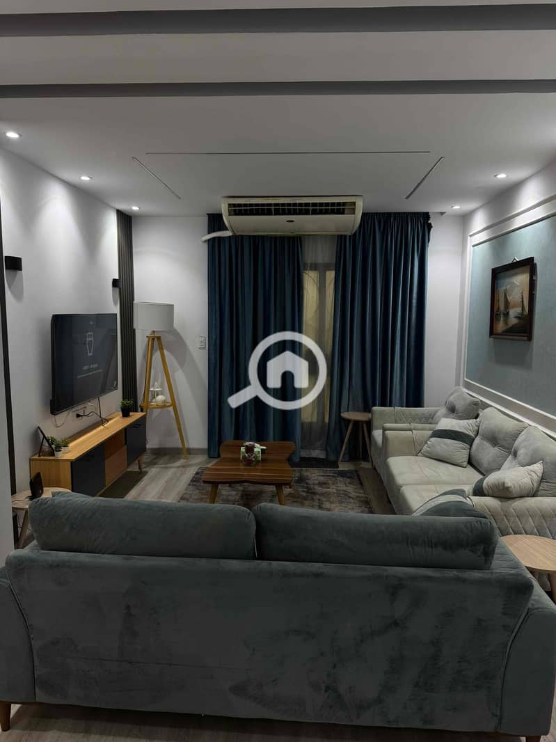 5 1f6a046e-f57c-4c08-a249-4bef5e942748. jpg