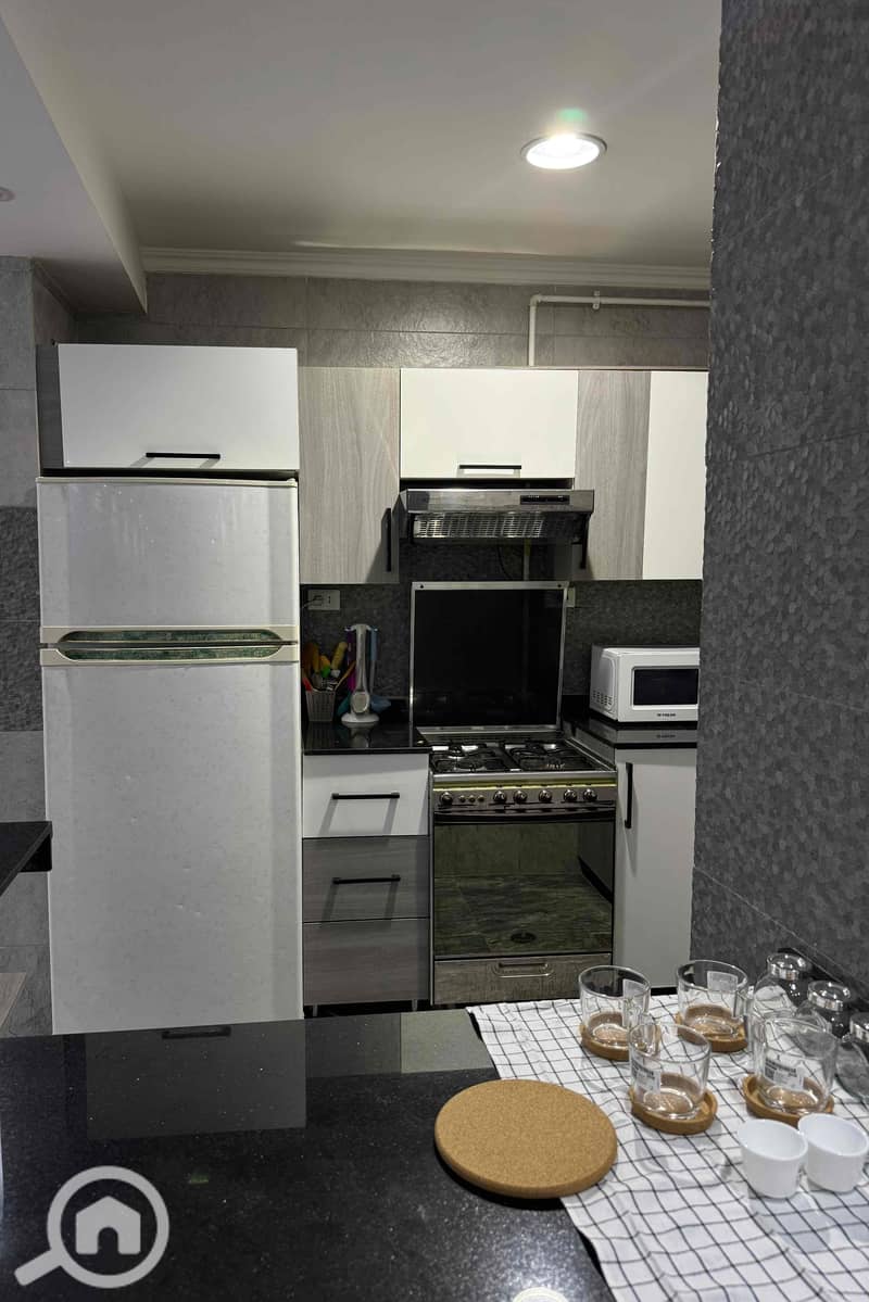 8 91c1c896-1268-44d5-afa8-f56755b1d604. jpg