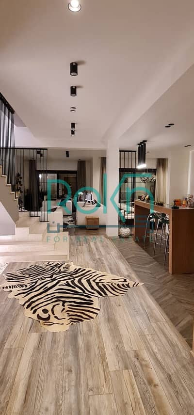 فیلا 4 غرف نوم للبيع في 6 أكتوبر، الجيزة - IMG-20251109-WA0117. jpg