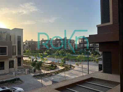 5 Bedroom Villa for Sale in 6th of October, Giza - f1e44b00-54d5-4603-8d7c-f6cf0e6e0192. jpg