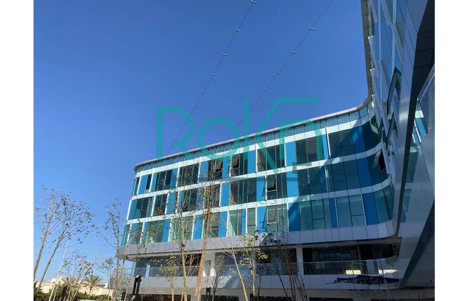 10 ff74f544-b2ff-43c0-bb09-3757edefe40e. jpg